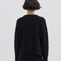 Ladies Wool Jumper in Black – relaxed fit with timeless ribbed hem and cuffs