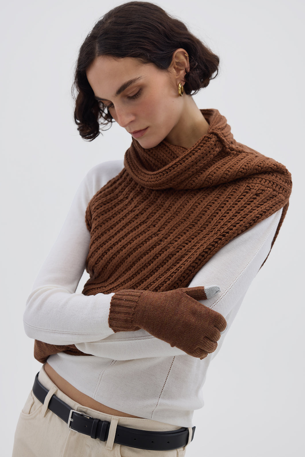 Close-up of Brown Tech Gloves – premium wool gloves with touchscreen fingertips