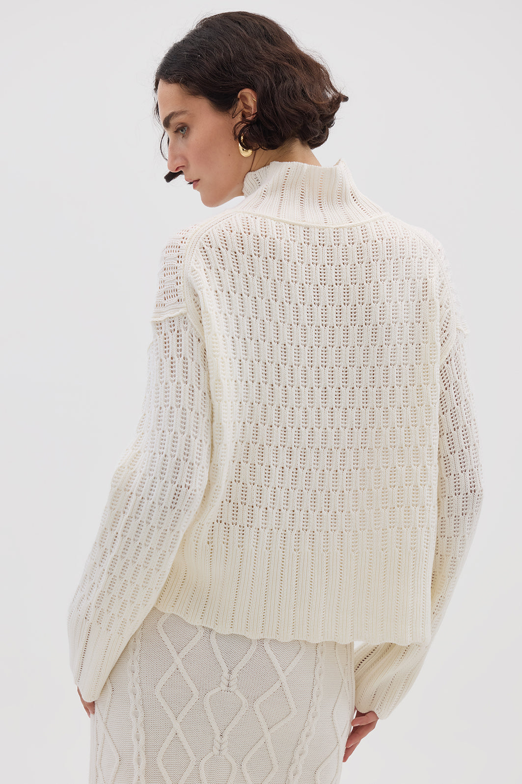 Ladies Wool Jumper in Cream styled with tailored trousers – warm and sophisticated knitwear