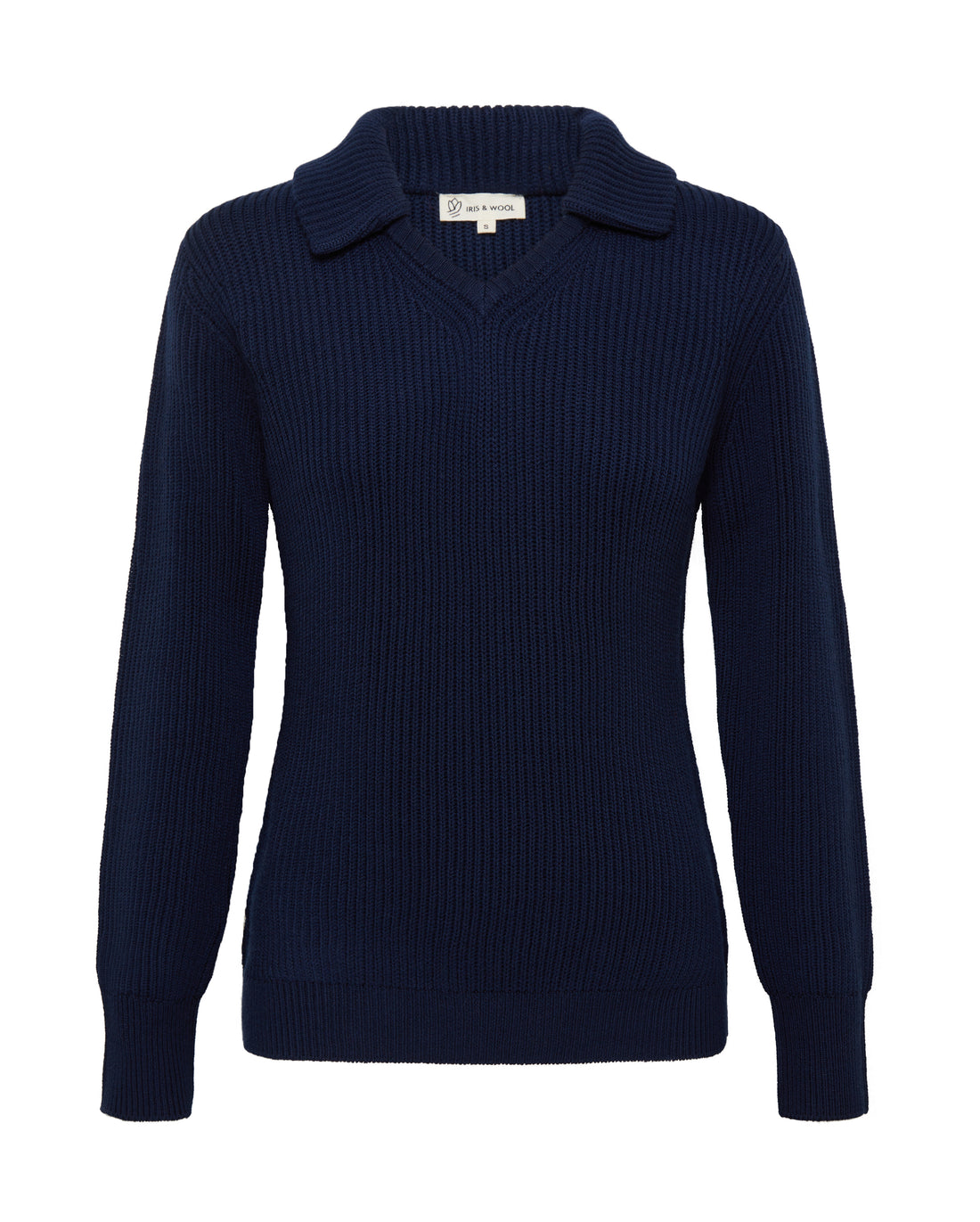 Close-up of Navy Ladies Wool Jumper – breathable and lightweight Merino wool knit