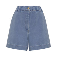 Stylish wool shorts in merino wool denim for casual comfort.