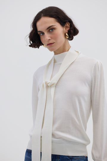 JACQUELINE BOW SWEATER