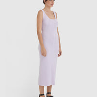 Soft merino wool dress in lilac, perfect for casual or dressy looks.