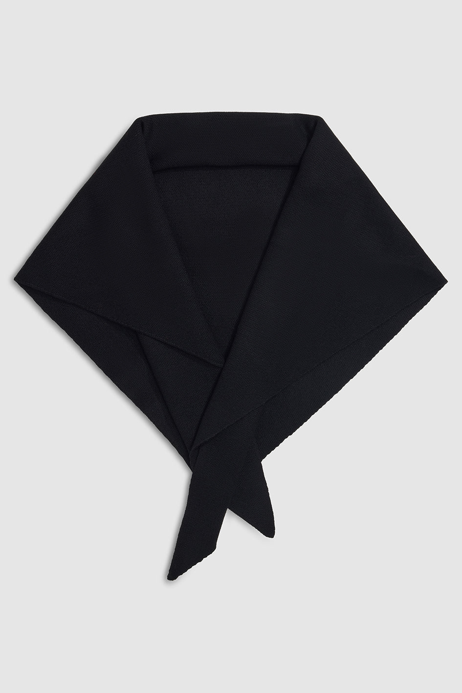 TRIANGLE SCARF