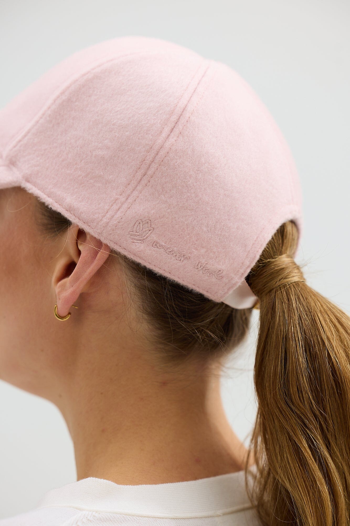 Ladies Wool Cap Iris and Wool 