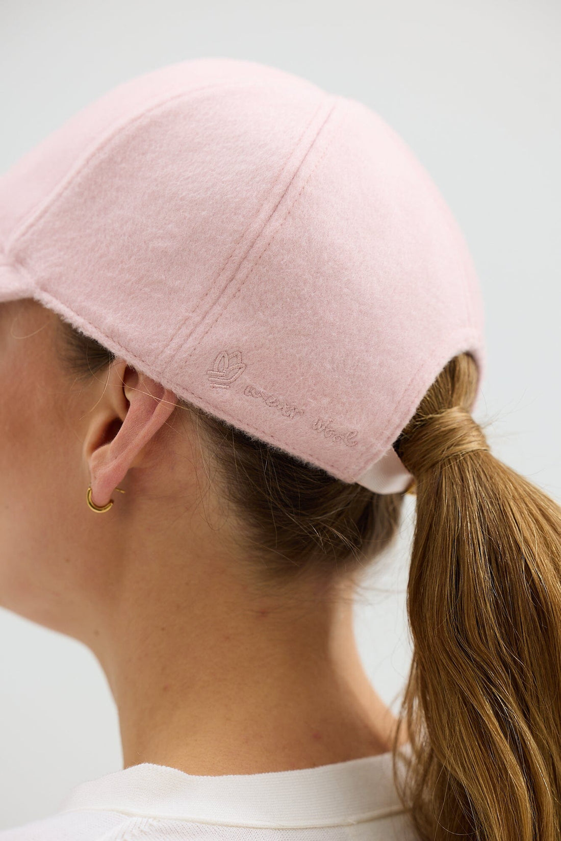 Ladies Wool Cap Iris and Wool 