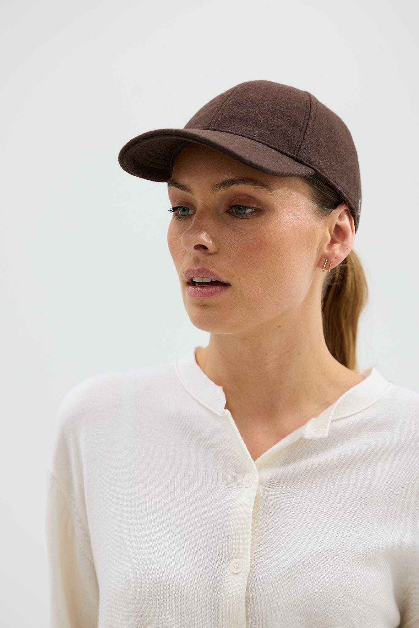 Chocolate Brown Cap for Women – Warm, Stylish & Lightweight Winter Hat