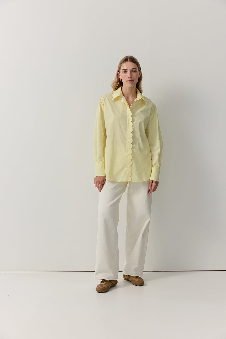 Poplin Scallop Edge Shirt Iris and Wool 