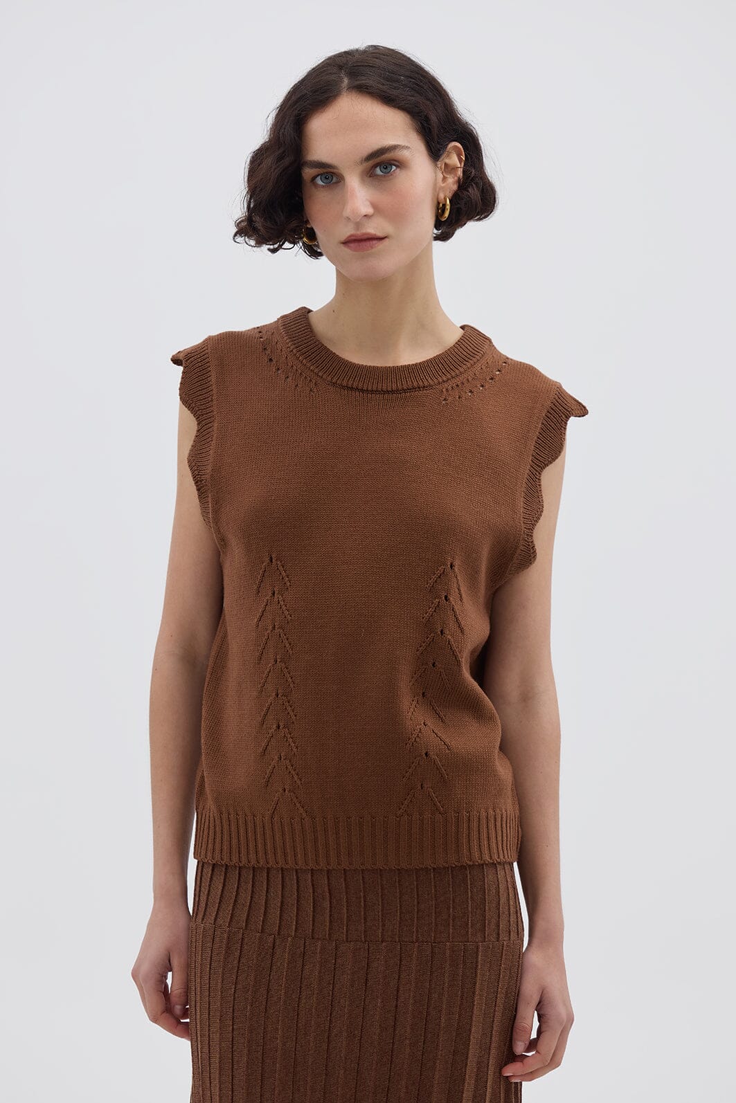 Scallop Vest Knitwear Iris and Wool 